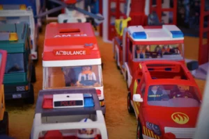 Petites-voitures-jouets